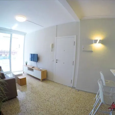 Edificio Abora Apartamento Los Cristianos (Tenerife)