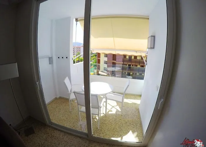 Edificio Abora Apartman