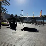 Edificio Abora * Los Cristianos (Tenerife)